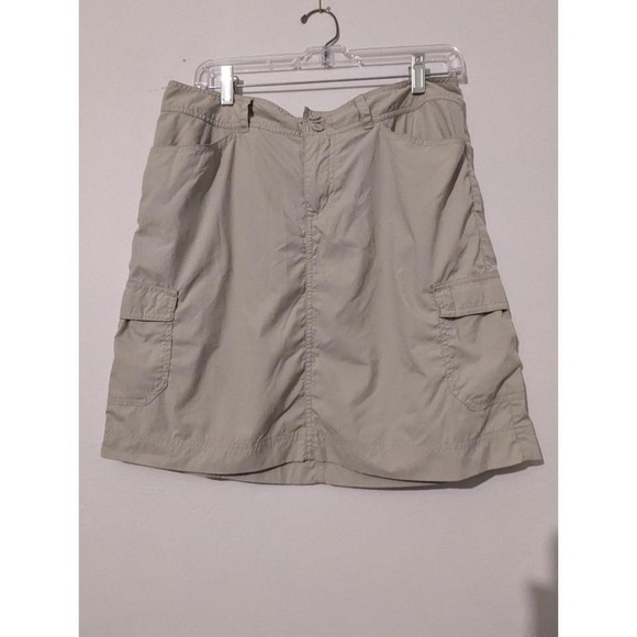Patagonia Pants - Patagonia‎ beige skort size 8